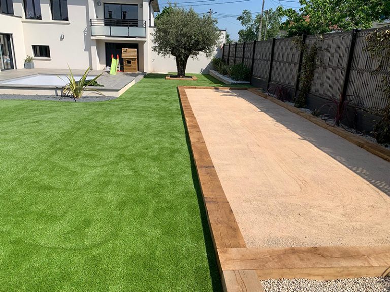 saccinto mions amenagement jardin gazon synthétique 1
