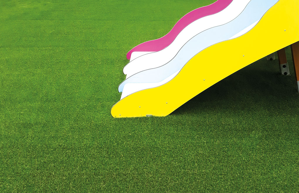 toboggan aire de jeux